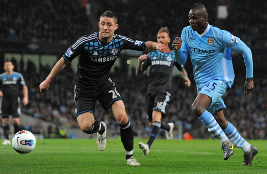 尤其是在首 尤其是在首